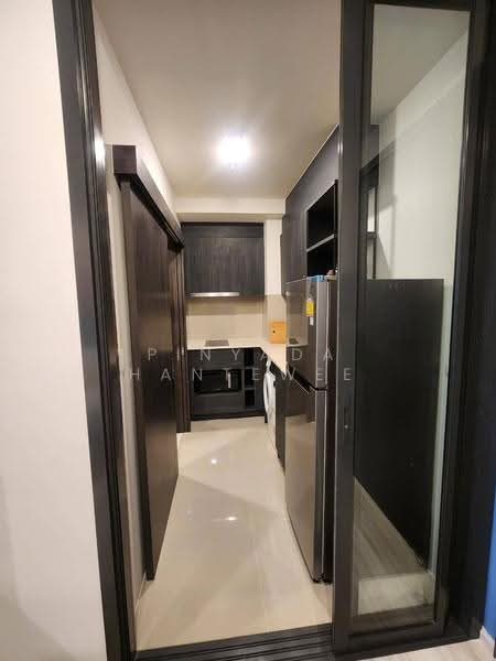 XT Huaikhwang, Bangkok, 244 Ratchadaphisek Road, Huai Khwang, Bangkok, 1 Bedroom, 35 sqm, Condo For Rent, by Pinyada Hantewee, 500655106 - DDproperty.com