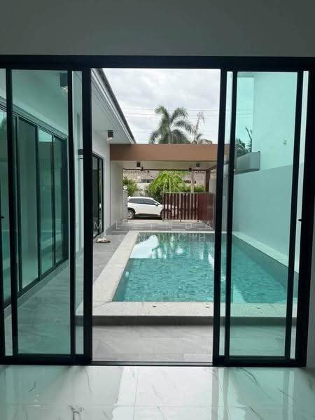 3-BR House, Prachuap Khiri Khan, Nong Kae, Hua Hin, Prachuap Khiri Khan, 3 Bedrooms, 123 sqm, Single Detached House For Sale, by Melinda Lonuch, 500655126 - DDproperty.com