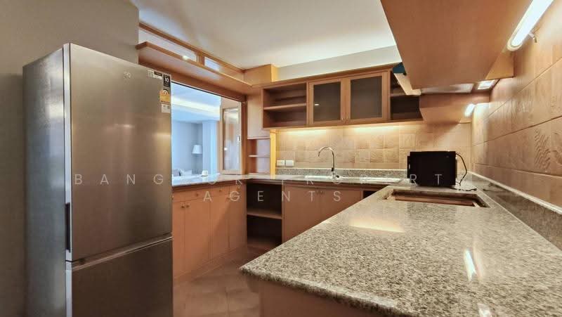 Esmeralda Apartments, Bangkok, Soi Ngamduphli, Rama 4 Road, Thung Maha Mek, Sathon, Bangkok, 3 Bedrooms, 200 sqm, Condo For Rent, by BANGKOK PROPERTY AGENTS, 500655136 - DDproperty.com