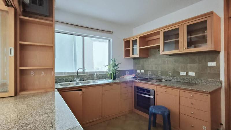 Esmeralda Apartments, Bangkok, Soi Ngamduphli, Rama 4 Road, Thung Maha Mek, Sathon, Bangkok, 3 Bedrooms, 200 sqm, Condo For Rent, by BANGKOK PROPERTY AGENTS, 500655150 - DDproperty.com