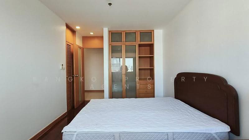 Esmeralda Apartments, Bangkok, Soi Ngamduphli, Rama 4 Road, Thung Maha Mek, Sathon, Bangkok, 3 Bedrooms, 200 sqm, Condo For Rent, by BANGKOK PROPERTY AGENTS, 500655150 - DDproperty.com