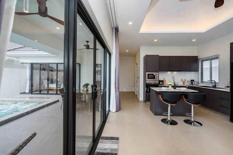 3-BR House, Prachuap Khiri Khan, Nong Kae, Hua Hin, Prachuap Khiri Khan, 3 Bedrooms, 225 sqm, Single Detached House For Sale, by Melinda Lonuch, 500655168 - DDproperty.com