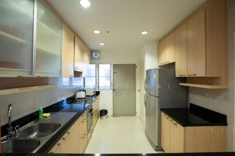 Baan Sawasdee, Bangkok, 42-1 Soi Sukhumvit 31, Khlongtoei Nua, Watthana, Bangkok, 3 Bedrooms, 260 sqm, Apartment For Rent, by Woraruethai Klumbun, 500655235 - DDproperty.com
