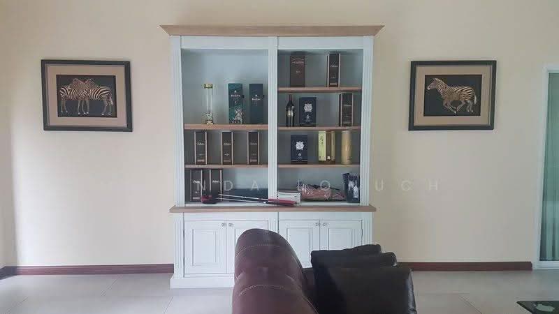 Santa Maria, Chon Buri (Pattaya), Tambon Pong, Poong, Bang Lamung (Pattaya), Chon Buri (Pattaya), 5 Bedrooms, 600 sqm, Single Detached House For Sale, by Melinda Lonuch, 500655253 - DDproperty.com