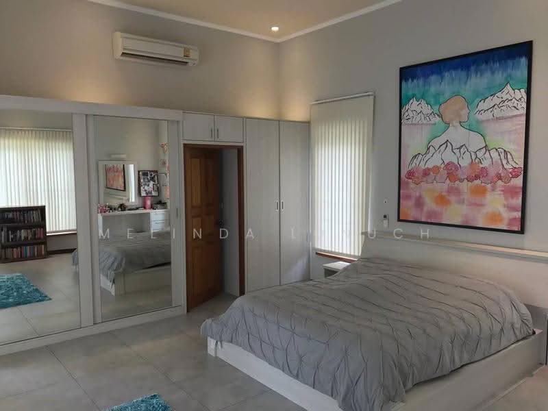Santa Maria, Chon Buri (Pattaya), Tambon Pong, Poong, Bang Lamung (Pattaya), Chon Buri (Pattaya), 5 Bedrooms, 600 sqm, Single Detached House For Sale, by Melinda Lonuch, 500655253 - DDproperty.com