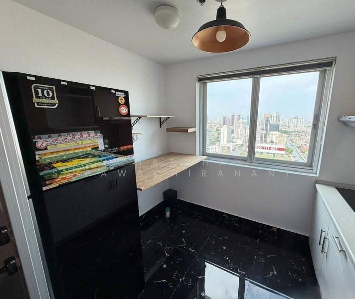 Supalai Park Ekkamai-Thonglor, Bangkok, Petchaburi Road, Bang Kapi, Huai Khwang, Bangkok, 2 Bedrooms, 72 sqm, Condo For Sale, by Suchatchaya Supawachiranant, 500655333 - DDproperty.com