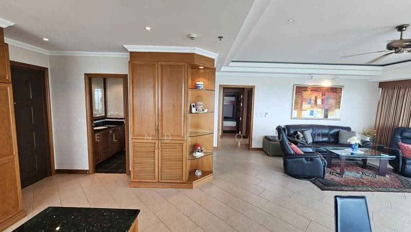 View Talay 7 Jomtien, Chon Buri (Pattaya), Pattaya City, Nong Pru, Bang Lamung (Pattaya), Chon Buri (Pattaya), 2 Bedrooms, 141 sqm, Condo For Sale, by Melinda Lonuch, 500655374 - DDproperty.com