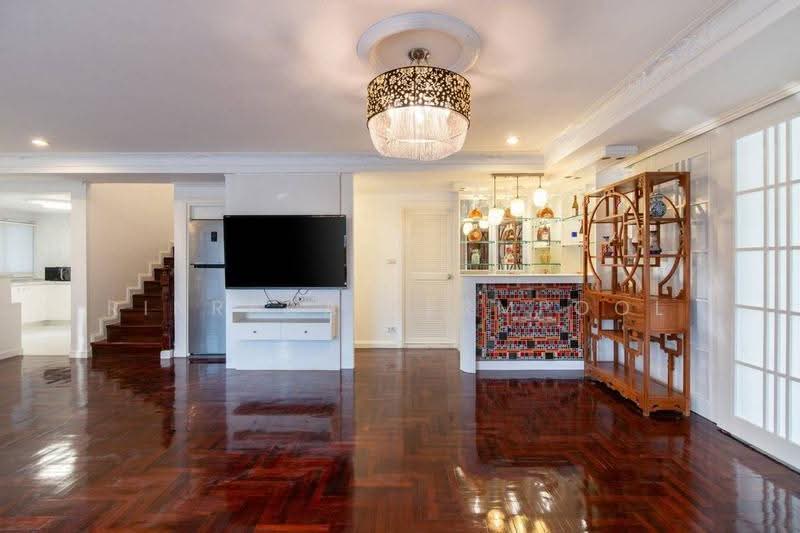 Supalai Place Sukhumvit 39, Bangkok, 175-179 Soi Sukhumvit 39 Sukhumvit Road, Khlong Tan Nua, Watthana, Bangkok, 3 Bedrooms, 356 sqm, Condo For Sale, by Rinrada Permpool, 500655534 - DDproperty.com