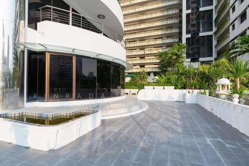 Supalai Place Sukhumvit 39, Bangkok, 175-179 Soi Sukhumvit 39 Sukhumvit Road, Khlong Tan Nua, Watthana, Bangkok, 3 Bedrooms, 356 sqm, Condo For Sale, by Rinrada Permpool, 500655534 - DDproperty.com