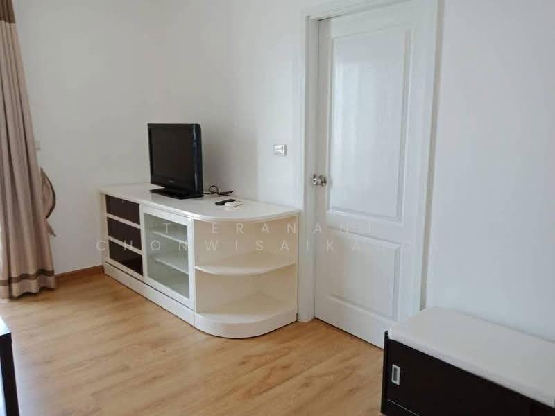 Hive Sathorn, Bangkok, Krung Thonburi Road, Khlong Ton Sai, Khlong San, Bangkok, Studio, 49 sqm, Condo For Rent, by Teeranant Chonwisaikajon, 500655550 - DDproperty.com