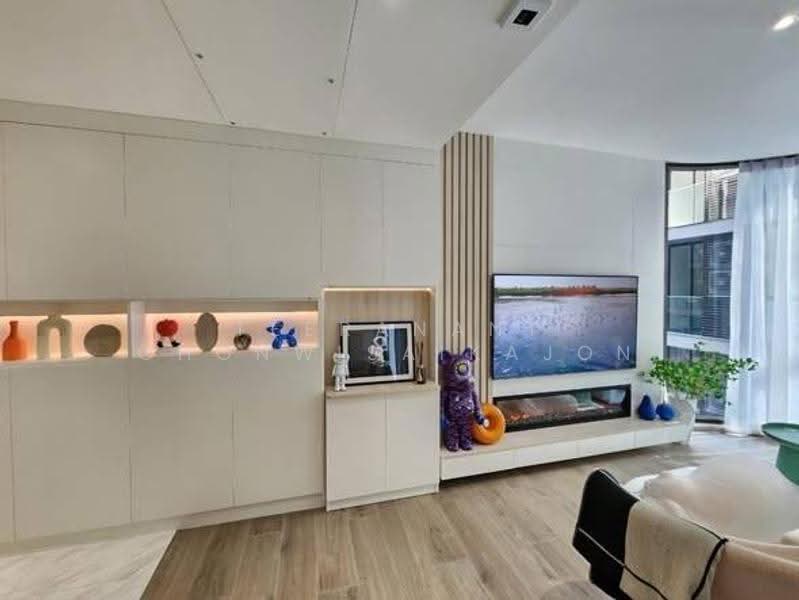 Fynn Asoke, Bangkok, 28 Sukhumvit 10 Alley, Khlong Toei, Bangkok, 1 Bedroom, 39 sqm, Condo For Rent, by Teeranant Chonwisaikajon, 500655565 - DDproperty.com
