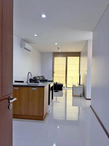 Villa Sathorn, Bangkok, 5 KrungThonBuri Road, Khlong Ton Sai, Khlong San, Bangkok, 1 Bedroom, 55 sqm, Condo For Rent, by Sutavee Chonlabud, 500655568 - DDproperty.com