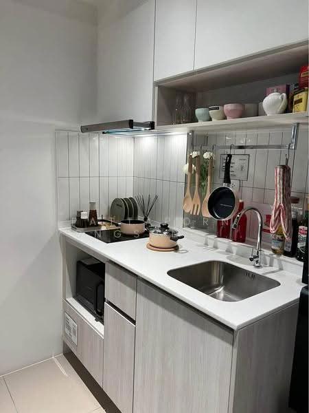 Escent Bangna, Bangkok, 589 Soi Bangna-Trad 23, Bang Na, Bangkok, 1 Bedroom, 33 sqm, Condo For Sale, by Pattaporn Yongsungnone, 500655586 - DDproperty.com