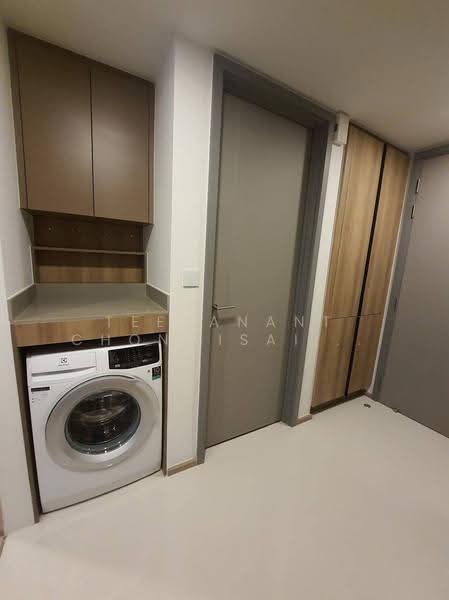 Taka Haus, Bangkok, 99 Soi Ekamai 10, Khlong Tan Nua, Watthana, Bangkok, 1 Bedroom, 37 sqm, Condo For Rent, by Teeranant Chonwisaikajon, 500655610 - DDproperty.com