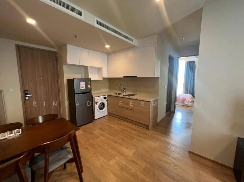Noble Around Sukhumvit 33, Bangkok, 17 Soi Sukhumvit 33, Khlong Tan Nua, Watthana, Bangkok, 2 Bedrooms, 60 sqm, Condo For Sale, by Rinrada Permpool, 500655709 - DDproperty.com