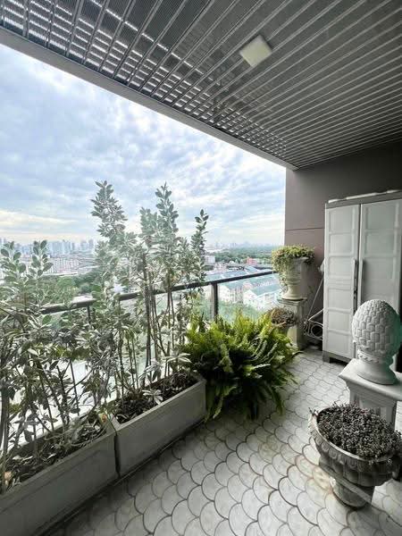 The Lofts Yennakart, Bangkok, 366 ์Soi Nang Linchi Yenakat Road, Chong Nonsi, Yan Nawa, Bangkok, 2 Bedrooms, 93 sqm, Condo For Sale, by Chayanin Khanijou, 500655811 - DDproperty.com