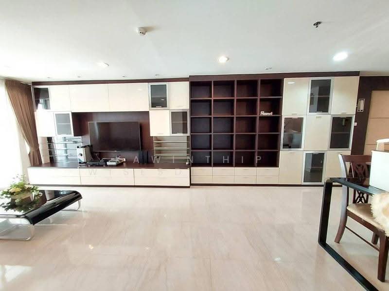 Serene Place Sukhumvit 24, Bangkok, 9 Soi Sukhumvit 24, Sukhumvit Road, Khong Tan, Khlong Toei, Bangkok, 2 Bedrooms, 110 sqm, Condo For Sale, by Kawinthip Wisesdenchai, 500655981 - DDproperty.com