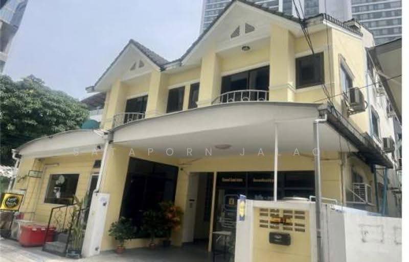 10-BR House, Bangkok, Khlong Toei, Bangkok, 10+ Bedrooms, 150 sqm, Single Detached House For Sale, by Sataporn Jalao, 500656174 - DDproperty.com