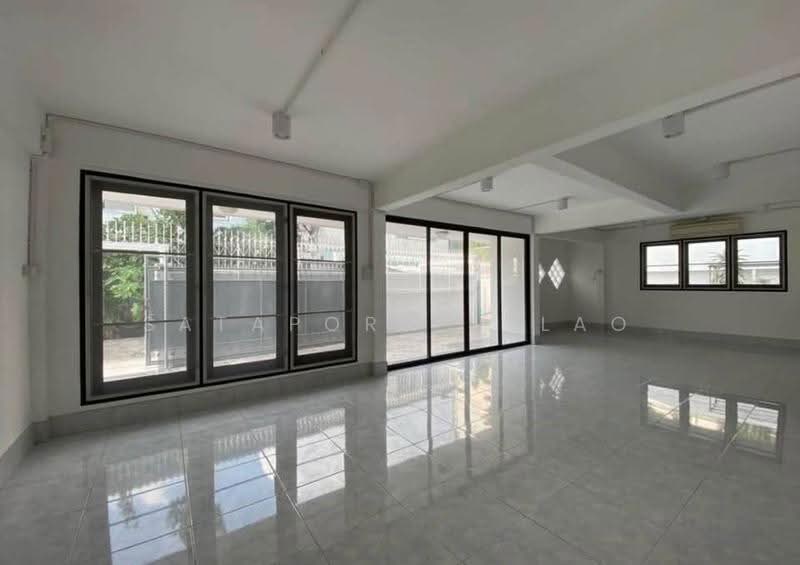 บ้าน 4-ห้องนอน, กรุงเทพ, สามเสนนอก, ห้วยขวาง, กรุงเทพ, 220 ตร.ม., บ้านเดี่ยว ให้เช่า, โดย Sataporn Jalao, 500656230 - DDproperty.com