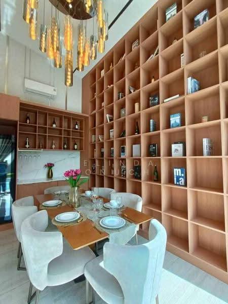 5 BR house, Chon Buri (Pattaya), Poong, Bang Lamung (Pattaya), Chon Buri (Pattaya), 5 Bedrooms, 300 sqm, Single Detached House For Sale, by Melinda Lonuch, 500656268 - DDproperty.com
