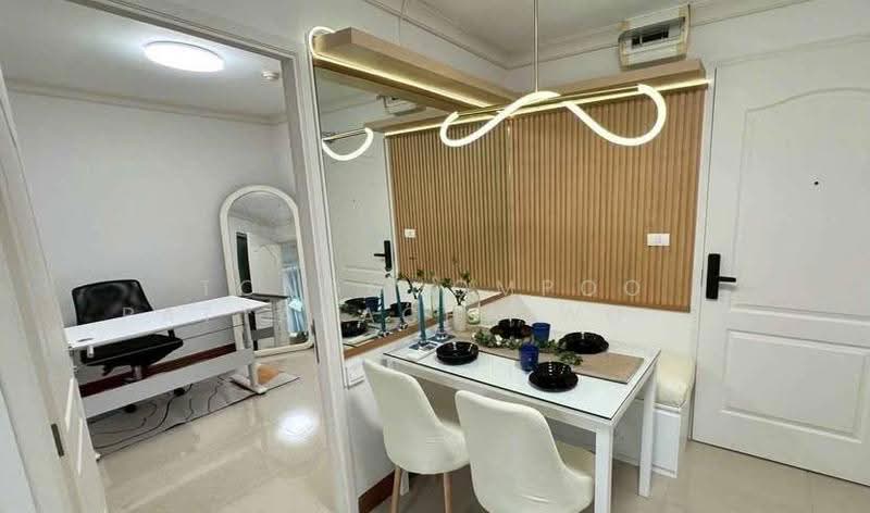 Chateau In Town Phaholyothin 11, Bangkok, Phaholyothin, Samsen Nai, Phaya Thai, Bangkok, 1 Bedroom, 45 sqm, Condo For Rent, by Tongchompoo Pattanachaiwongkoon, 500656393 - DDproperty.com