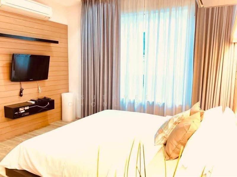 Siri At Sukhumvit, Bangkok, 902 Sukhumvit Road, Phra Kanong, Khlong Toei, Bangkok, 1 Bedroom, 52 sqm, Condo For Rent, by Sutavee Chonlabud, 500656413 - DDproperty.com