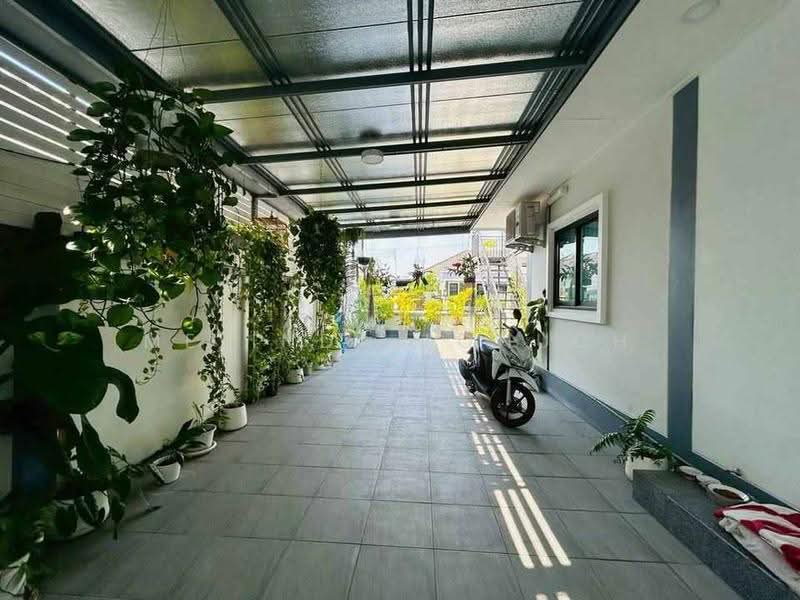 3-BR House, Chon Buri (Pattaya), Poong, Bang Lamung (Pattaya), Chon Buri (Pattaya), 3 Bedrooms, 150 sqm, Single Detached House For Sale, by Melinda Lonuch, 500656429 - DDproperty.com