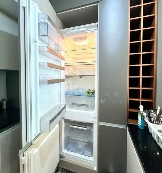 The River (Bangna-Lake 26 Community), Samut Prakan, Bang Sao Thong, Samut Prakan, 1 Bedroom, 69 sqm, Condo For Sale, by Piyathida Phanchomphu, 500656599 - DDproperty.com