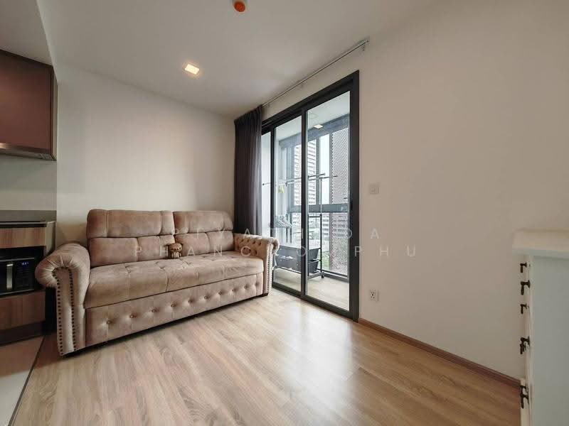 Taka Haus, Bangkok, 99 Soi Ekamai 10, Khlong Tan Nua, Watthana, Bangkok, 1 Bedroom, 37 sqm, Condo For Sale, by Piyathida Phanchomphu, 500656660 - DDproperty.com