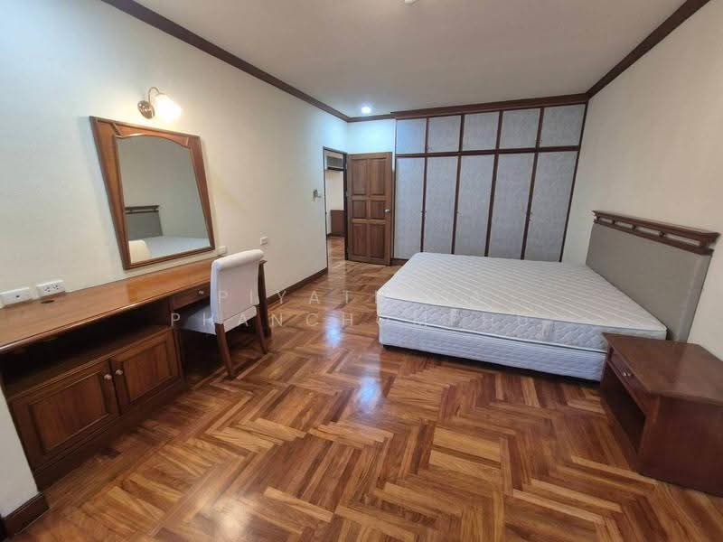 Sriratana Mansion 2, Bangkok, 59 Soi Sukhumvit 23, Khlongtoei Nua, Watthana, Bangkok, 3 Bedrooms, 270 sqm, Apartment For Rent, by Piyathida Phanchomphu, 500656671 - DDproperty.com