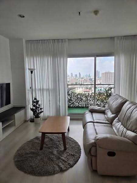 Life Ratchadapisek, Bangkok, 279 Ratchadapisaek Road, Huai Khwang, Bangkok, 2 Bedrooms, 65 sqm, Condo For Rent, by Sutavee Chonlabud, 500656677 - DDproperty.com