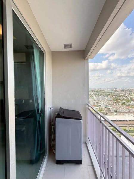 Thru Thonglor, Bangkok, Petchaburi Road, Bang Kapi, Huai Khwang, Bangkok, 1 Bedroom, 37 sqm, Condo For Rent, by Jettapat Jaroonpipatkun, 500656690 - DDproperty.com