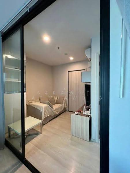 Life Asoke, Bangkok, Asoke-Dindang Road, Bang Kapi, Huai Khwang, Bangkok, 1 Bedroom, 30 sqm, Condo For Rent, by Sarawut Ratchawong, 500656740 - DDproperty.com