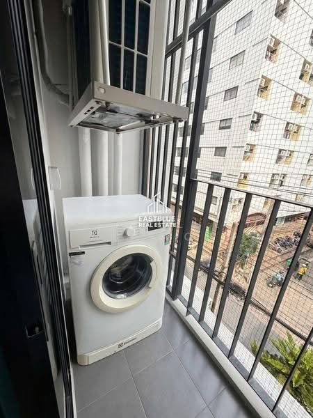 Brown Condo Huaikwang, Bangkok, Soi Sor Kiatchai 2, Huai Khwang, Bangkok, 2 Bedrooms, 37 sqm, Condo For Rent, by Eastblue Horizon, 500656760 - DDproperty.com
