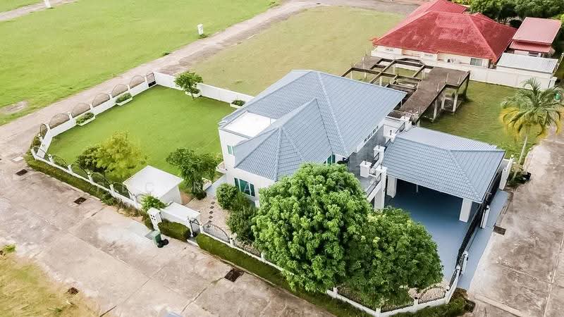 Premium 4 Bedroom House for Sale Nong Pla Lai HS4629, Chon Buri (Pattaya), Bang Lamung, Bang Lamung (Pattaya), Chon Buri (Pattaya), 4 Bedrooms, 878 sqm, Single Detached House For Sale, by PLC Real Estate, 500656768 - DDproperty.com