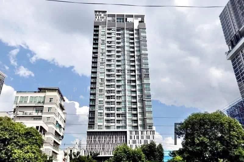 Rhythm Sathorn-Narathiwas, Bangkok, 651 Naradhiwas Rajanagarindra Road, Thung Maha Mek, Sathon, Bangkok, 2 Bedrooms, 63 sqm, Condo For Sale, by Piyathida Phanchomphu, 500656825 - DDproperty.com