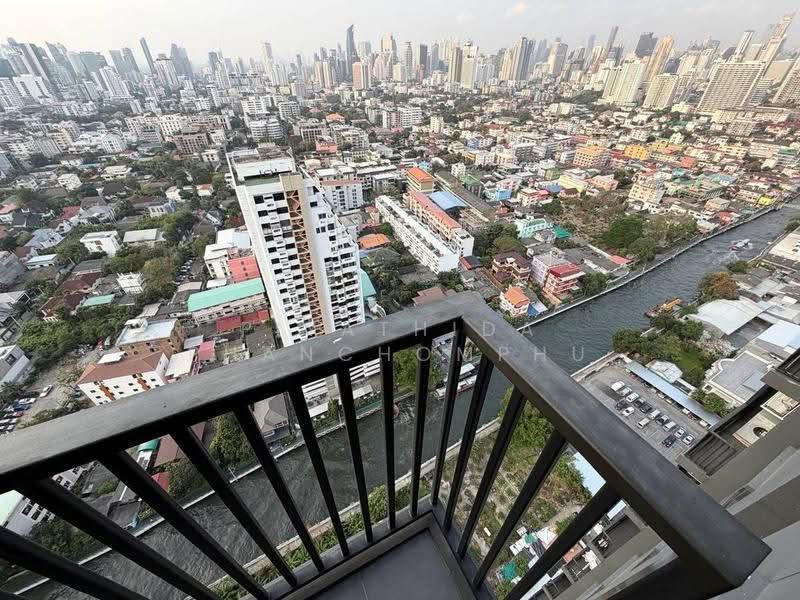 The Base Phetchaburi-Thonglor, Bangkok, Phetchaburi Rd, Bang Kapi, Huai Khwang, Bangkok, 1 Bedroom, 32 sqm, Condo For Rent, by Piyathida Phanchomphu, 500656858 - DDproperty.com