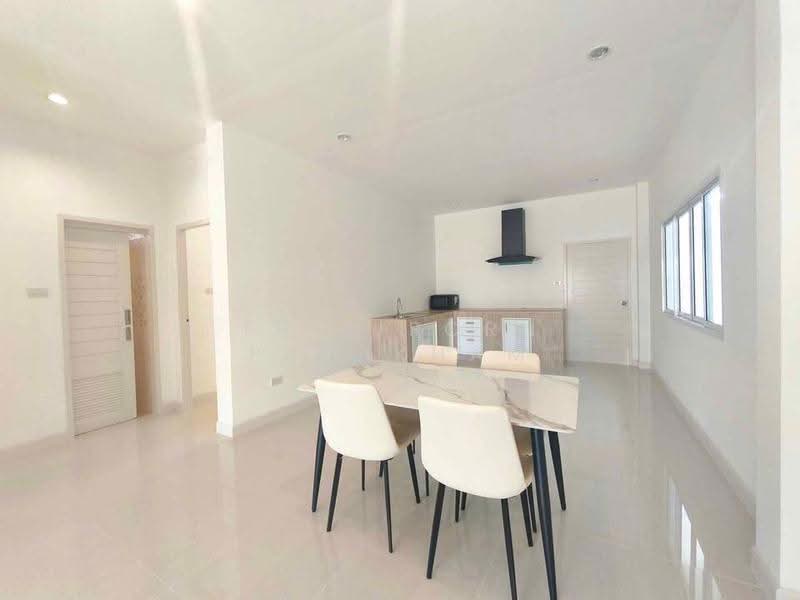 2-BR House, Prachuap Khiri Khan, Hua Hin, Prachuap Khiri Khan, 2 Bedrooms, 114 sqm, Single Detached House For Sale, by Thitiporn Pawikham, 500656969 - DDproperty.com
