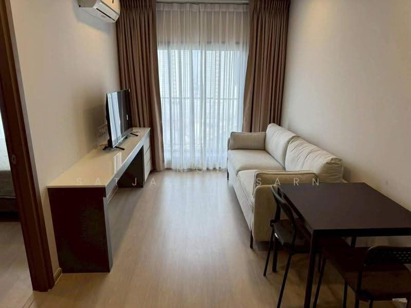 Life Phahon-Ladprao, Bangkok, 996 Phahonyothin Road, Jom Phon, Chatuchak, Bangkok, 1 Bedroom, 35 sqm, Condo For Rent, by Nop Satjavitvisarn, 500656978 - DDproperty.com