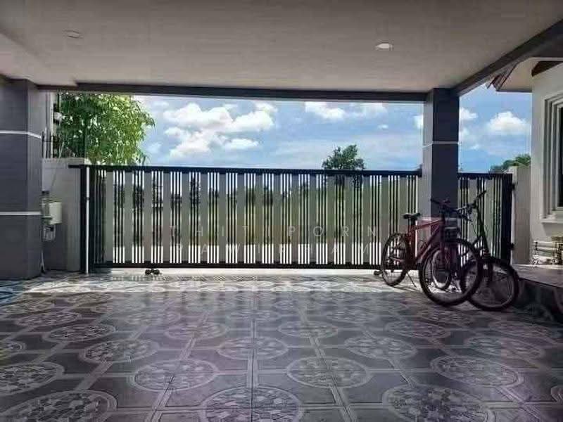 3-BR House, Chon Buri (Pattaya), Poong, Bang Lamung (Pattaya), Chon Buri (Pattaya), 3 Bedrooms, 150 sqm, Single Detached House For Sale, by Thitiporn Pawikham, 500656995 - DDproperty.com