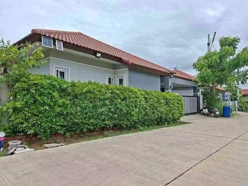 3-BR House, Chon Buri (Pattaya), Poong, Bang Lamung (Pattaya), Chon Buri (Pattaya), 3 Bedrooms, 150 sqm, Single Detached House For Sale, by Thitiporn Pawikham, 500656995 - DDproperty.com