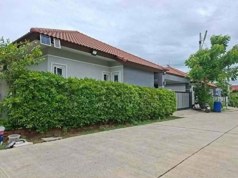 3-BR House, Chon Buri (Pattaya), Poong, Bang Lamung (Pattaya), Chon Buri (Pattaya), 3 Bedrooms, 150 sqm, Single Detached House For Sale, by Thitiporn Pawikham, 500656995 - DDproperty.com