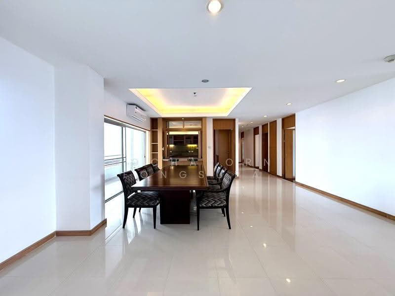 Esmeralda Apartments, Bangkok, Soi Ngamduphli, Rama 4 Road, Thung Maha Mek, Sathon, Bangkok, 3 Bedrooms, 230 sqm, Condo For Rent, by Gochaporn Fongsupa, 500657032 - DDproperty.com