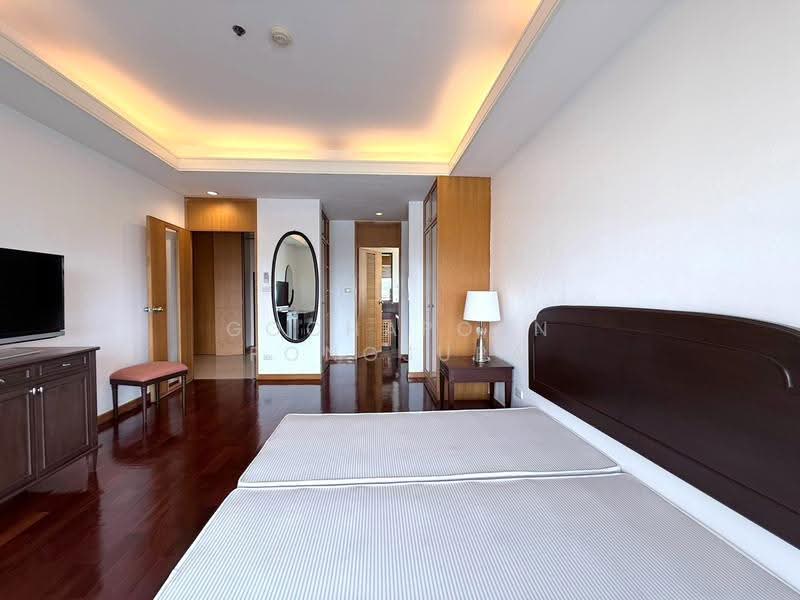 Esmeralda Apartments, Bangkok, Soi Ngamduphli, Rama 4 Road, Thung Maha Mek, Sathon, Bangkok, 3 Bedrooms, 230 sqm, Condo For Rent, by Gochaporn Fongsupa, 500657032 - DDproperty.com