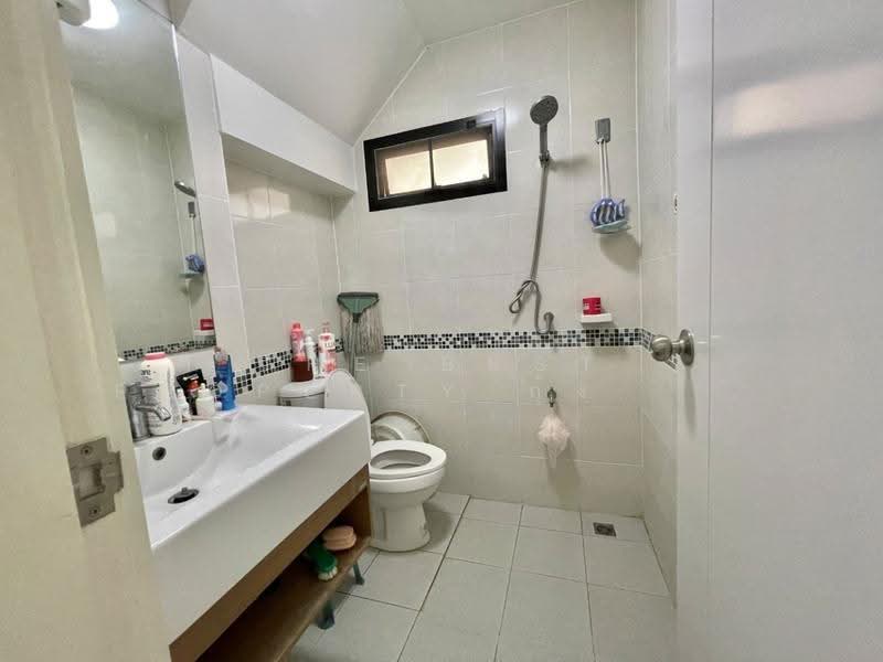 บ้านฟ้าทาวน์นี่ ปิ่นเกล้า-สาย5 (Baanfah Townee Pinklao-Sai5), Nakhon Pathom, Bang Krathuk, Sam Phran, Nakhon Pathom, 3 Bedrooms, 100 sqm, Townhouse For Sale, by The Best Property กุ้งแก้ว, 500657044 - DDproperty.com