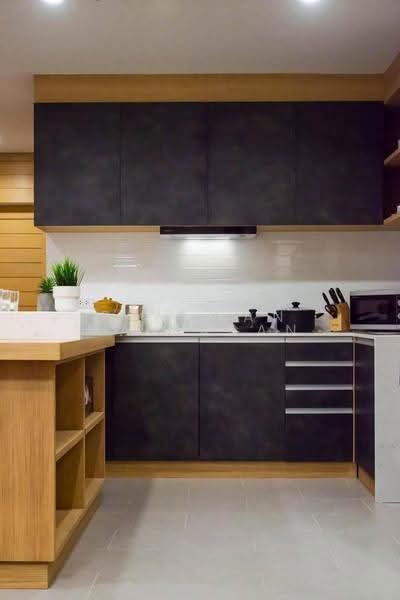 Baan Ploenchit, Bangkok, Soi Ruamrudee 2 Ploenchit Road, Lumphini, Pathum Wan, Bangkok, 2 Bedrooms, 100 sqm, Condo For Rent, by Piyawan Maiyapan, 500657112 - DDproperty.com
