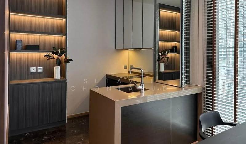 28 Chidlom, Bangkok, 28 Chit Lom Alley, Lumphini, Pathum Wan, Bangkok, 1 Bedroom, 47 sqm, Condo For Rent, by Sutavee Chonlabud, 500657132 - DDproperty.com