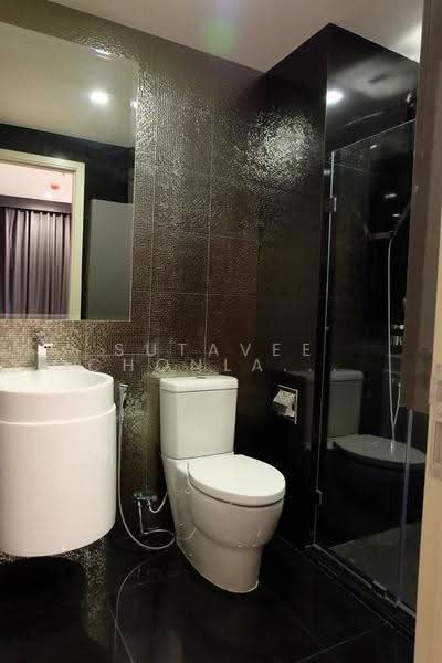 Rhythm Sukhumvit 36-38, Bangkok, 55 Soi Sukhumvit 36, Sukhumvit Road, Phra Kanong, Khlong Toei, Bangkok, 1 Bedroom, 33 sqm, Condo For Rent, by Sutavee Chonlabud, 500657183 - DDproperty.com