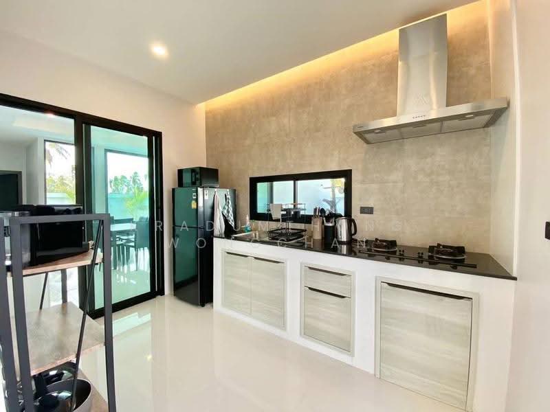 3-BR House, Chon Buri (Pattaya), Nong Pla Lai, Bang Lamung (Pattaya), Chon Buri (Pattaya), 3 Bedrooms, 130 sqm, Single Detached House For Rent, by Kradumthong Wongchan, 500657206 - DDproperty.com