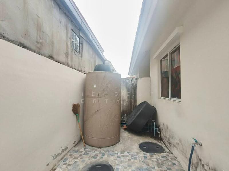 Pruksa Town Ratchapruk, Bangkok, Ratchaphruek Road, Bang Prom, Taling Chan, Bangkok, 3 Bedrooms, 100 sqm, Townhouse For Sale, by The Best Property โบว์ลิ่ง, 500657211 - DDproperty.com